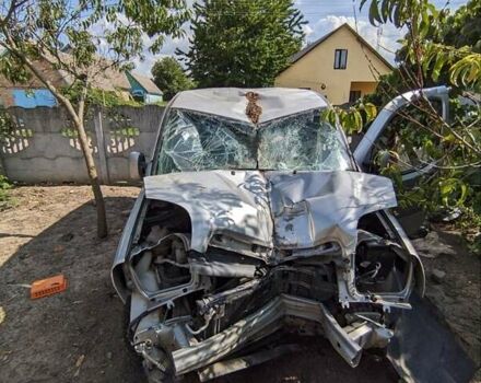 Серый Фиат Добло, объемом двигателя 1.91 л и пробегом 200 тыс. км за 1200 $, фото 7 на Automoto.ua