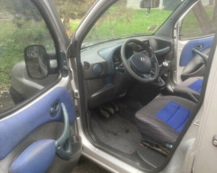 Серый Фиат Добло, объемом двигателя 1.58 л и пробегом 220 тыс. км за 4000 $, фото 2 на Automoto.ua