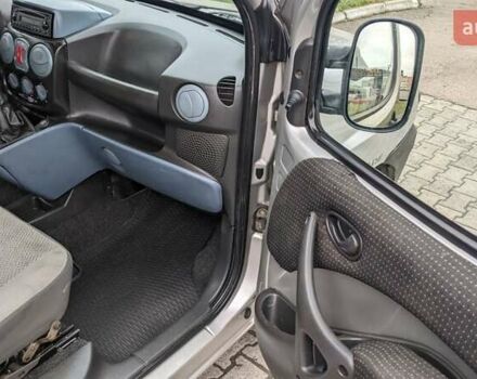 Серый Фиат Добло, объемом двигателя 1.9 л и пробегом 228 тыс. км за 3600 $, фото 2 на Automoto.ua