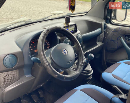 Серый Фиат Добло, объемом двигателя 1.6 л и пробегом 205 тыс. км за 3350 $, фото 38 на Automoto.ua