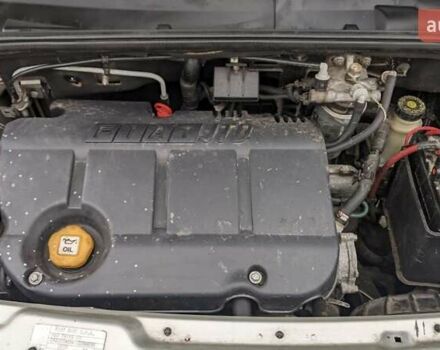 Серый Фиат Добло, объемом двигателя 1.9 л и пробегом 228 тыс. км за 3600 $, фото 10 на Automoto.ua