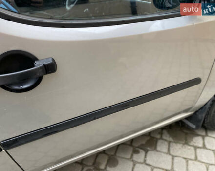 Серый Фиат Добло, объемом двигателя 1.6 л и пробегом 205 тыс. км за 3350 $, фото 67 на Automoto.ua