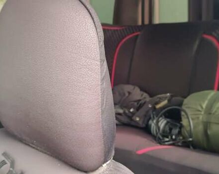 Серый Фиат Добло, объемом двигателя 1.91 л и пробегом 256 тыс. км за 2700 $, фото 2 на Automoto.ua