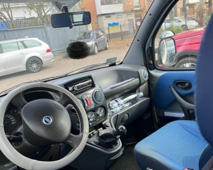 Серый Фиат Добло, объемом двигателя 2 л и пробегом 290 тыс. км за 2500 $, фото 4 на Automoto.ua