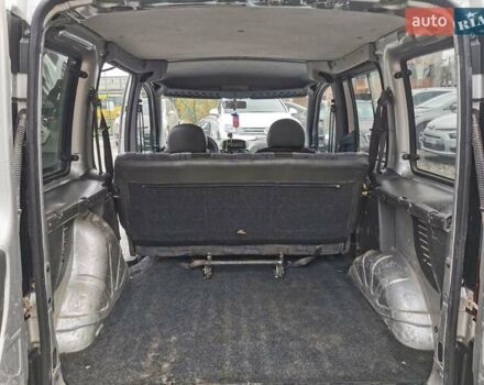 Сірий Фіат Добло, об'ємом двигуна 1.6 л та пробігом 205 тис. км за 3300 $, фото 21 на Automoto.ua