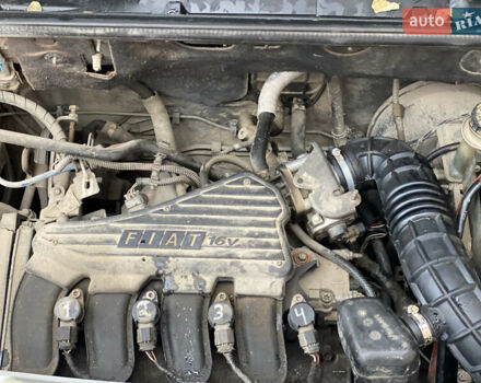 Серый Фиат Добло, объемом двигателя 1.6 л и пробегом 205 тыс. км за 3350 $, фото 59 на Automoto.ua