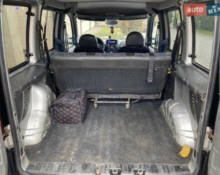 Серый Фиат Добло, объемом двигателя 1.6 л и пробегом 205 тыс. км за 3350 $, фото 48 на Automoto.ua