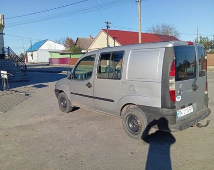 Серый Фиат Добло, объемом двигателя 1.9 л и пробегом 300 тыс. км за 3000 $, фото 4 на Automoto.ua