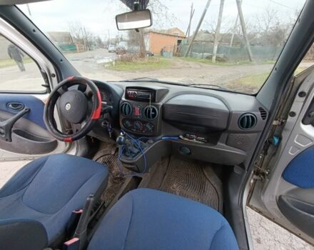 Серый Фиат Добло, объемом двигателя 1.9 л и пробегом 260 тыс. км за 3300 $, фото 10 на Automoto.ua