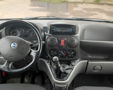 Сірий Фіат Добло, об'ємом двигуна 1.4 л та пробігом 225 тис. км за 5500 $, фото 4 на Automoto.ua