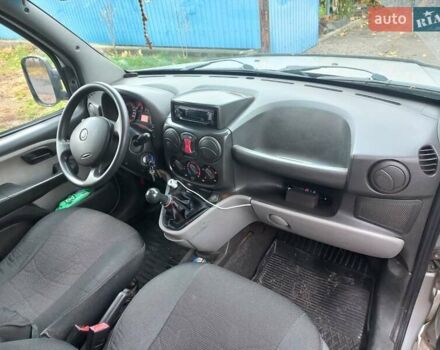 Серый Фиат Добло, объемом двигателя 1.9 л и пробегом 315 тыс. км за 5300 $, фото 13 на Automoto.ua