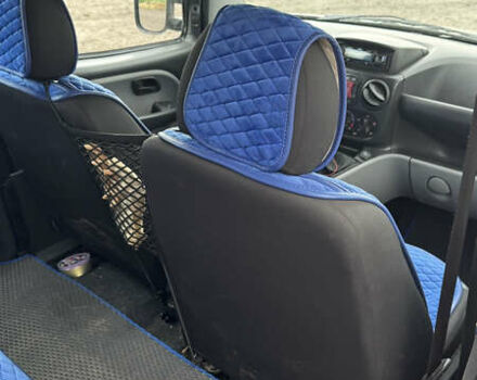 Серый Фиат Добло, объемом двигателя 1.91 л и пробегом 275 тыс. км за 6000 $, фото 5 на Automoto.ua