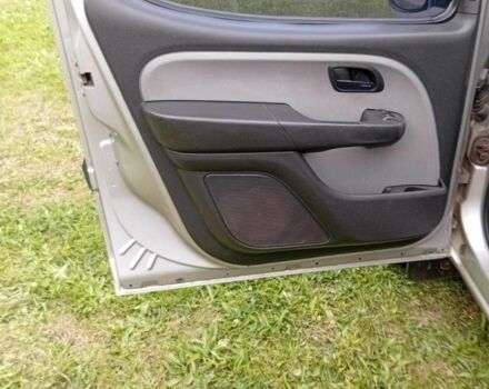 Сірий Фіат Добло, об'ємом двигуна 1.9 л та пробігом 309 тис. км за 4350 $, фото 15 на Automoto.ua