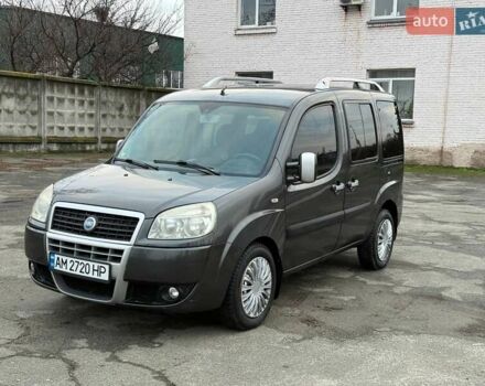 Сірий Фіат Добло, об'ємом двигуна 1.4 л та пробігом 220 тис. км за 5500 $, фото 3 на Automoto.ua