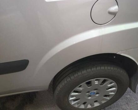 Сірий Фіат Добло, об'ємом двигуна 1.4 л та пробігом 240 тис. км за 4300 $, фото 7 на Automoto.ua