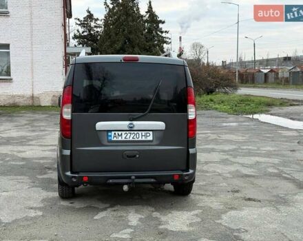 Сірий Фіат Добло, об'ємом двигуна 1.4 л та пробігом 220 тис. км за 5500 $, фото 6 на Automoto.ua