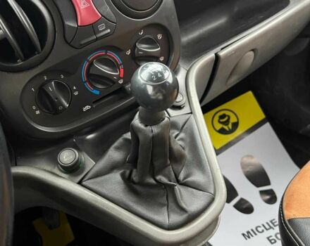 Серый Фиат Добло, объемом двигателя 1.9 л и пробегом 380 тыс. км за 5750 $, фото 11 на Automoto.ua