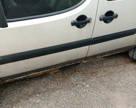 Серый Фиат Добло, объемом двигателя 1.39 л и пробегом 252 тыс. км за 3600 $, фото 10 на Automoto.ua