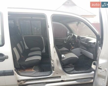 Серый Фиат Добло, объемом двигателя 1.4 л и пробегом 261 тыс. км за 4000 $, фото 4 на Automoto.ua