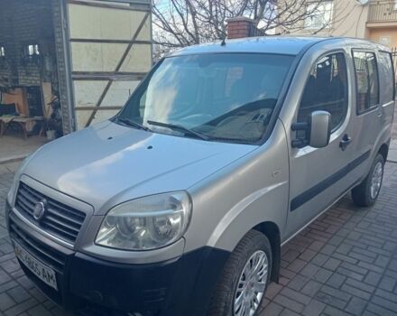 Серый Фиат Добло, объемом двигателя 1.9 л и пробегом 202 тыс. км за 5500 $, фото 4 на Automoto.ua