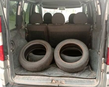 Серый Фиат Добло, объемом двигателя 1.39 л и пробегом 252 тыс. км за 3600 $, фото 4 на Automoto.ua