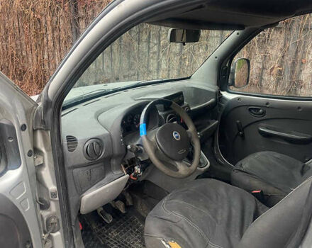 Серый Фиат Добло, объемом двигателя 1.3 л и пробегом 400 тыс. км за 2750 $, фото 11 на Automoto.ua