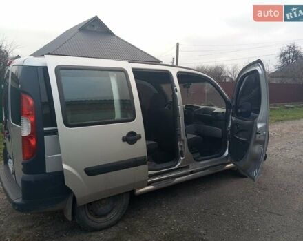 Серый Фиат Добло, объемом двигателя 1.4 л и пробегом 261 тыс. км за 4000 $, фото 7 на Automoto.ua