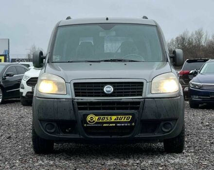 Серый Фиат Добло, объемом двигателя 1.9 л и пробегом 380 тыс. км за 5750 $, фото 1 на Automoto.ua