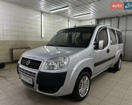 Серый Фиат Добло, объемом двигателя 1.9 л и пробегом 175 тыс. км за 6999 $, фото 4 на Automoto.ua