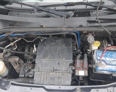 Серый Фиат Добло, объемом двигателя 1.4 л и пробегом 250 тыс. км за 3000 $, фото 2 на Automoto.ua