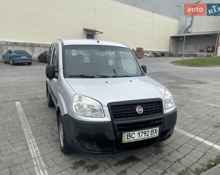 Сірий Фіат Добло, об'ємом двигуна 1.4 л та пробігом 213 тис. км за 4799 $, фото 2 на Automoto.ua