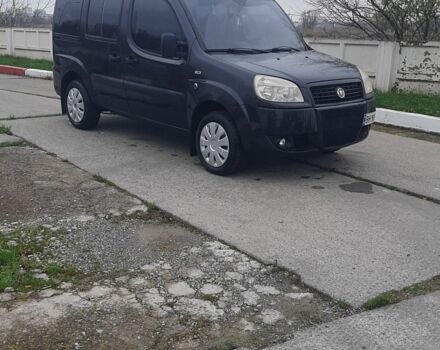 Серый Фиат Добло, объемом двигателя 1.4 л и пробегом 250 тыс. км за 3000 $, фото 5 на Automoto.ua