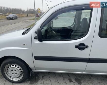 Сірий Фіат Добло, об'ємом двигуна 1.4 л та пробігом 213 тис. км за 4799 $, фото 20 на Automoto.ua