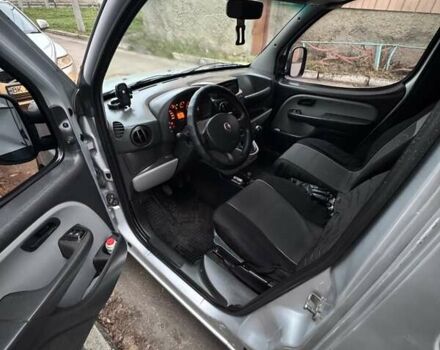 Сірий Фіат Добло, об'ємом двигуна 1.9 л та пробігом 182 тис. км за 5300 $, фото 9 на Automoto.ua