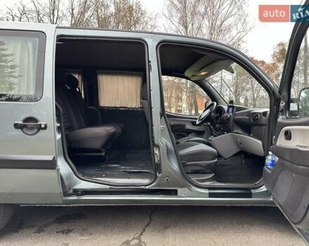 Сірий Фіат Добло, об'ємом двигуна 1.9 л та пробігом 181 тис. км за 5990 $, фото 36 на Automoto.ua