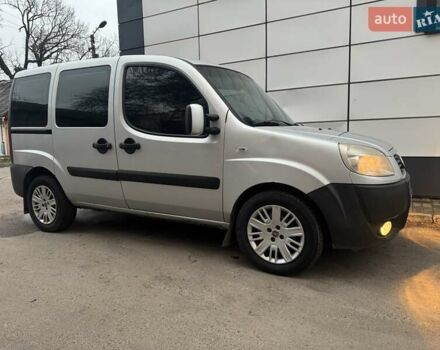 Сірий Фіат Добло, об'ємом двигуна 1.9 л та пробігом 182 тис. км за 5300 $, фото 2 на Automoto.ua