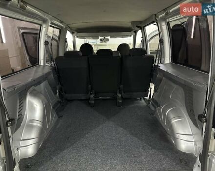 Серый Фиат Добло, объемом двигателя 1.9 л и пробегом 175 тыс. км за 6999 $, фото 29 на Automoto.ua