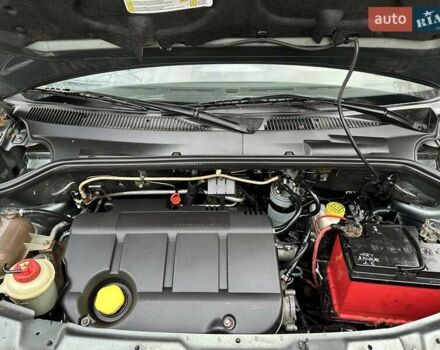 Сірий Фіат Добло, об'ємом двигуна 1.9 л та пробігом 181 тис. км за 5990 $, фото 24 на Automoto.ua