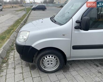 Сірий Фіат Добло, об'ємом двигуна 1.4 л та пробігом 213 тис. км за 4799 $, фото 21 на Automoto.ua