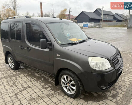 Сірий Фіат Добло, об'ємом двигуна 1.37 л та пробігом 197 тис. км за 5599 $, фото 1 на Automoto.ua