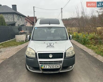 Сірий Фіат Добло, об'ємом двигуна 1.2 л та пробігом 300 тис. км за 3900 $, фото 1 на Automoto.ua