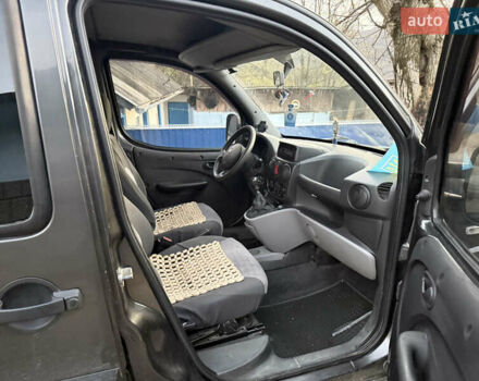 Сірий Фіат Добло, об'ємом двигуна 1.37 л та пробігом 197 тис. км за 5599 $, фото 11 на Automoto.ua