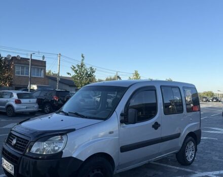 Серый Фиат Добло, объемом двигателя 1.4 л и пробегом 202 тыс. км за 3800 $, фото 2 на Automoto.ua