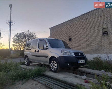 Серый Фиат Добло, объемом двигателя 1.9 л и пробегом 399 тыс. км за 6500 $, фото 26 на Automoto.ua