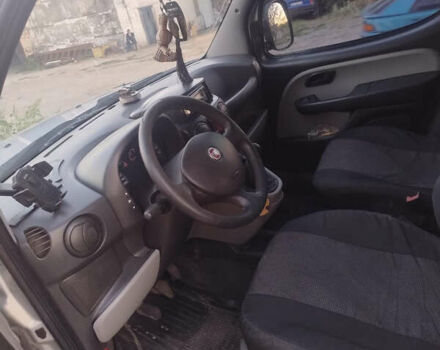 Серый Фиат Добло, объемом двигателя 1.9 л и пробегом 399 тыс. км за 6500 $, фото 20 на Automoto.ua