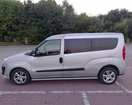 Серый Фиат Добло, объемом двигателя 1.6 л и пробегом 230 тыс. км за 5700 $, фото 1 на Automoto.ua