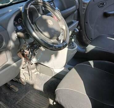 Фиат Добло 2011 в Борисполе на Automoto.ua Серый Фиат Добло, объемом двигателя 1.4 л и пробегом 100 тыс. км за 2500 $, фото 4 на Automoto.ua