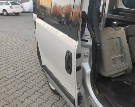 Серый Фиат Добло, объемом двигателя 1.6 л и пробегом 230 тыс. км за 8200 $, фото 13 на Automoto.ua