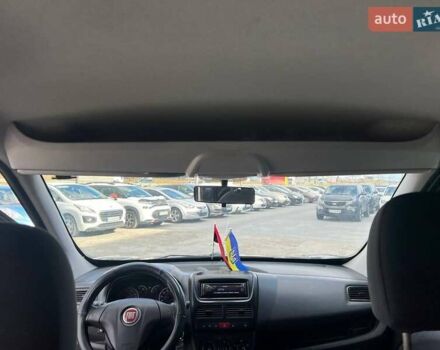 Сірий Фіат Добло, об'ємом двигуна 1.4 л та пробігом 223 тис. км за 7290 $, фото 30 на Automoto.ua