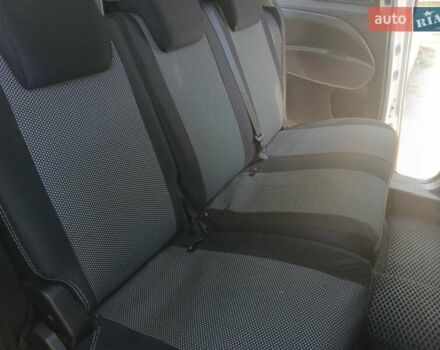 Серый Фиат Добло, объемом двигателя 1.6 л и пробегом 291 тыс. км за 6700 $, фото 7 на Automoto.ua